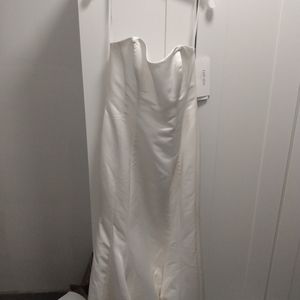 New wedding dress w/ tags